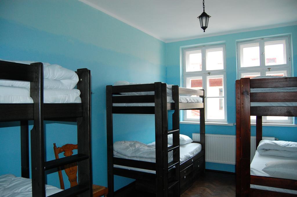 The Little Havana Party Hostel Cracovia Habitación foto